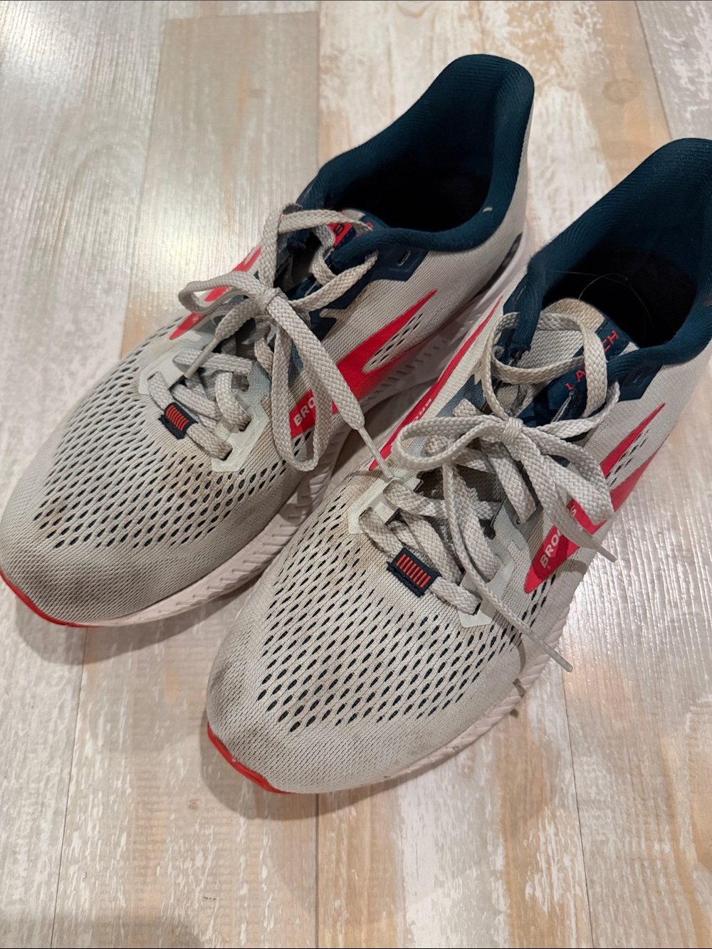 Brooks Women’s Running Shoes — Launch 8
